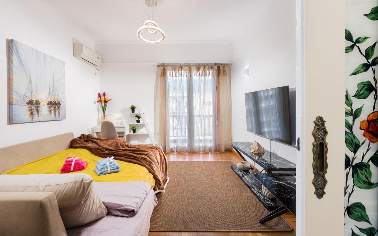 Ferienwohnung Διαμέρισμα Στο Κέντρο Δίπλα Στα Νοσοκομεία Και Τα Αξιοθέατα Athen Exterior foto